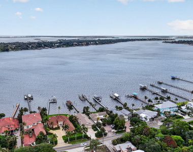 1887 Se Ocean Cove Way - Photo Thumbnail 50