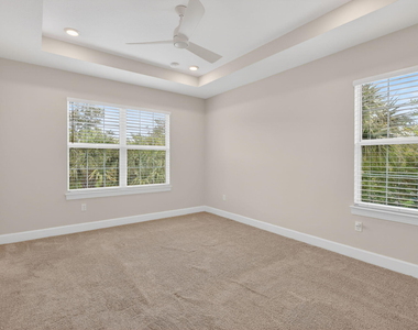 1887 Se Ocean Cove Way - Photo Thumbnail 25