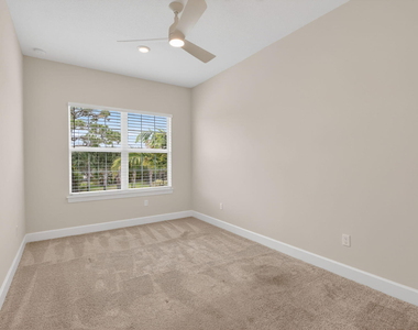 1887 Se Ocean Cove Way - Photo Thumbnail 30