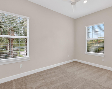 1887 Se Ocean Cove Way - Photo Thumbnail 34