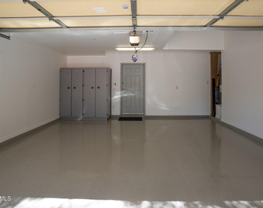 11000 N 77th Place - Photo Thumbnail 33