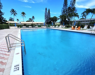 1141 Violet Terrace - Photo Thumbnail 29