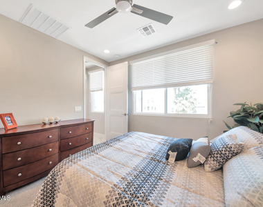 7550 E Osborn Road - Photo Thumbnail 21