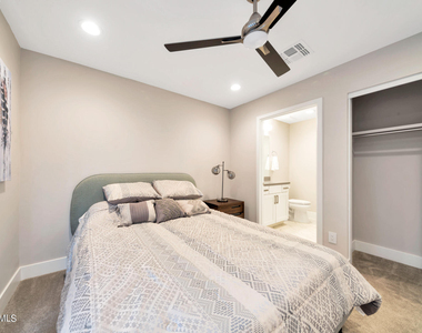 7550 E Osborn Road - Photo Thumbnail 3