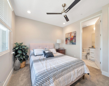 7550 E Osborn Road - Photo Thumbnail 19