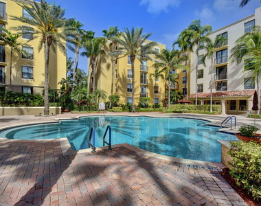 651 Okeechobee Boulevard - Photo Thumbnail 45