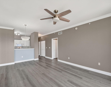 651 Okeechobee Boulevard - Photo Thumbnail 16
