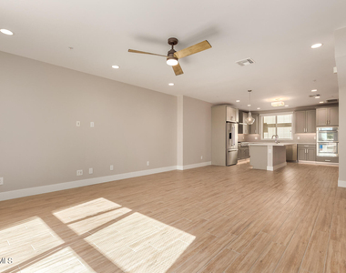7550 E Osborn Road - Photo Thumbnail 3