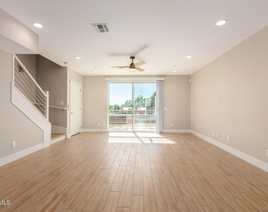 7550 E Osborn Road - Photo Thumbnail 4