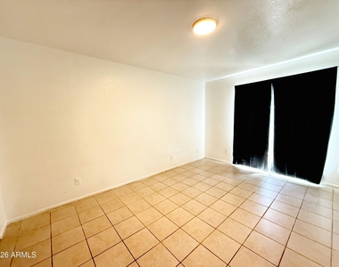 2061 S Apache Drive - Photo Thumbnail 8