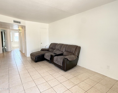 2061 S Apache Drive - Photo Thumbnail 1