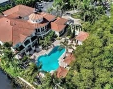 4404 Tuscany Way - Photo Thumbnail 23