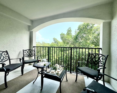 4404 Tuscany Way - Photo Thumbnail 16