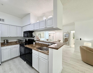 4404 Tuscany Way - Photo Thumbnail 8