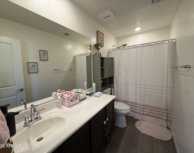 8804 W Jefferson Street - Photo Thumbnail 15