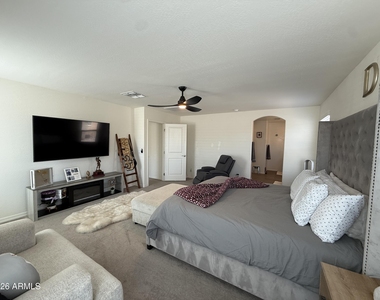 8804 W Jefferson Street - Photo Thumbnail 10