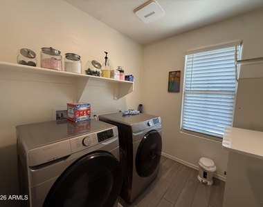 8804 W Jefferson Street - Photo Thumbnail 19