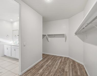 15540 W Smoketree Drive - Photo Thumbnail 23