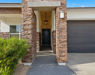 15540 W Smoketree Drive - Photo Thumbnail 31