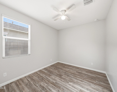 15540 W Smoketree Drive - Photo Thumbnail 15