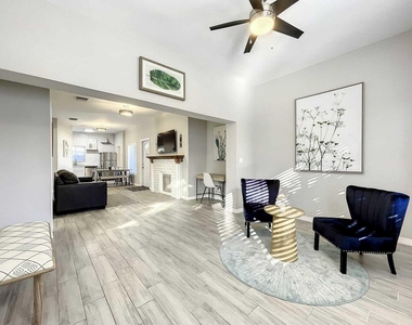 1500 Sw 12th Street - Photo Thumbnail 1
