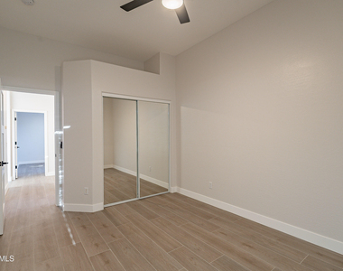 24066 N 76th Place - Photo Thumbnail 45