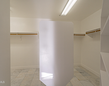 24066 N 76th Place - Photo Thumbnail 39