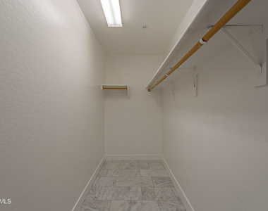 24066 N 76th Place - Photo Thumbnail 38