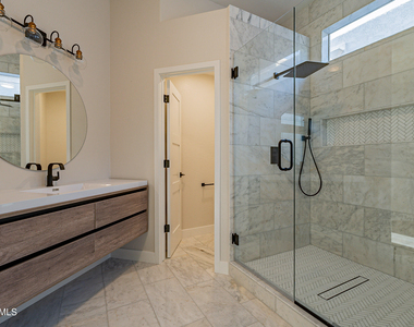 24066 N 76th Place - Photo Thumbnail 36