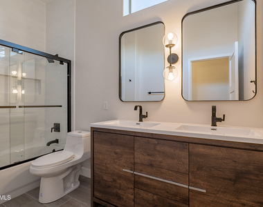 24066 N 76th Place - Photo Thumbnail 46
