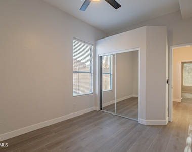 24066 N 76th Place - Photo Thumbnail 48