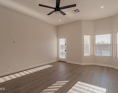 24066 N 76th Place - Photo Thumbnail 41