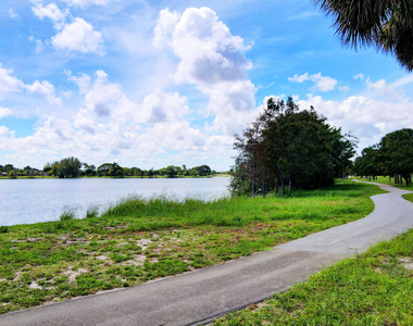 2840 Cynthia Lane - Photo Thumbnail 13