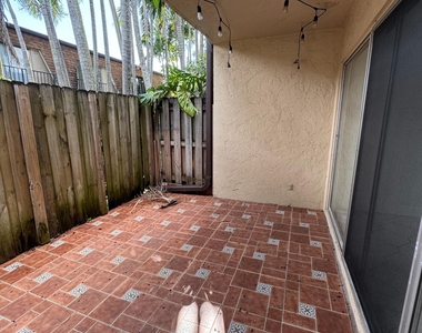 15385 S Dixie Highway - Photo Thumbnail 25