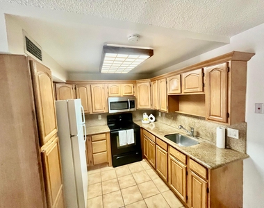 15385 S Dixie Highway - Photo Thumbnail 1