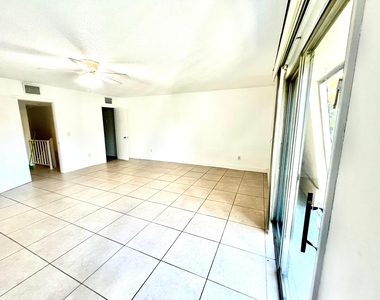 15385 S Dixie Highway - Photo Thumbnail 8