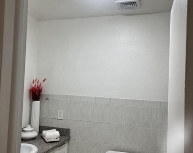 15385 S Dixie Highway - Photo Thumbnail 7