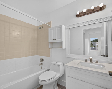 6391 Riverwalk Lane - Photo Thumbnail 51