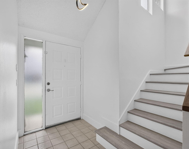 6391 Riverwalk Lane - Photo Thumbnail 18