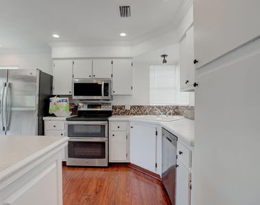 6391 Riverwalk Lane - Photo Thumbnail 1