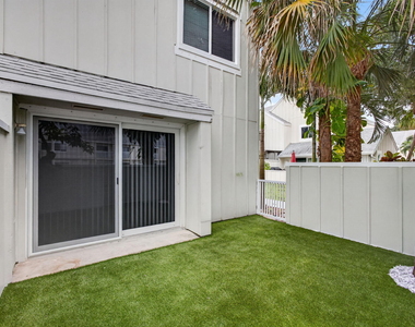 6391 Riverwalk Lane - Photo Thumbnail 55