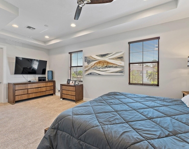 1077 Faulkner Terrace - Photo Thumbnail 23
