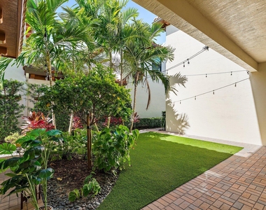 1077 Faulkner Terrace - Photo Thumbnail 44