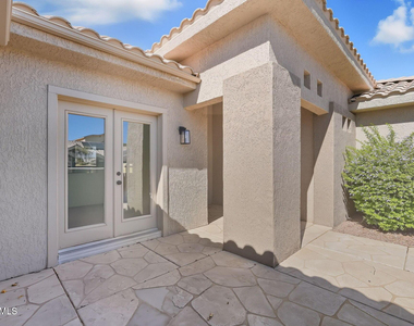 22408 N Las Vegas Drive - Photo Thumbnail 8