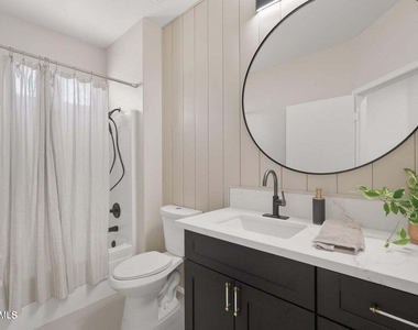 22408 N Las Vegas Drive - Photo Thumbnail 43