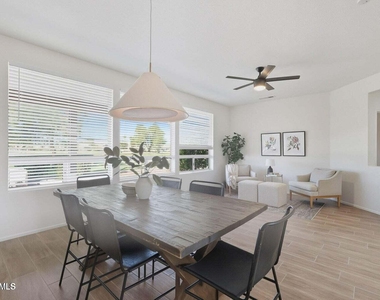 22408 N Las Vegas Drive - Photo Thumbnail 15
