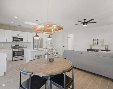 22408 N Las Vegas Drive - Photo Thumbnail 30