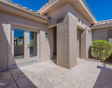 22408 N Las Vegas Drive - Photo Thumbnail 11