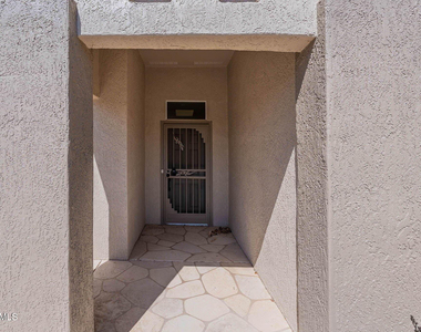 22408 N Las Vegas Drive - Photo Thumbnail 9