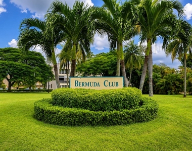 6300 Nw 62nd Street - Photo Thumbnail 19